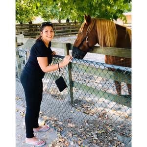 Meet your Posher, Ashley